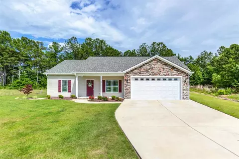 232 Beasley Estates Dr, Benson, NC 27504 photo 3