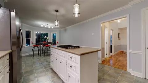 412 Constitution Dr, Durham, NC 27705 photo 5