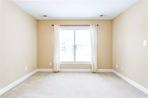 608 Continental Dr, Durham, NC 27712 photo 24