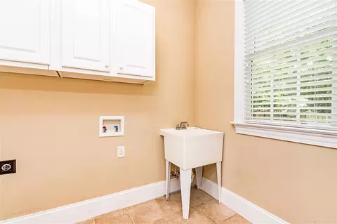 608 Continental Dr, Durham, NC 27712 photo 12