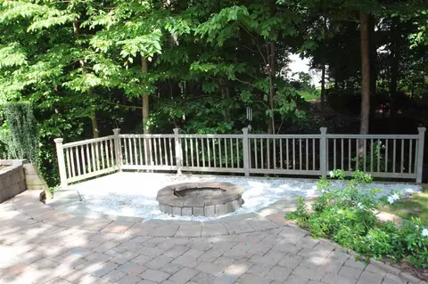 129 Skipwyth Cir, Cary, NC 27513 photo 3