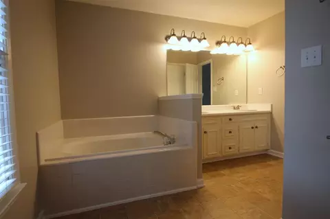 129 Skipwyth Cir, Cary, NC 27513 photo 10
