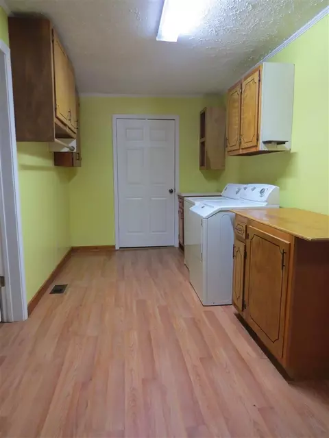 111 4th St, Erwin, NC 28339 photo 18
