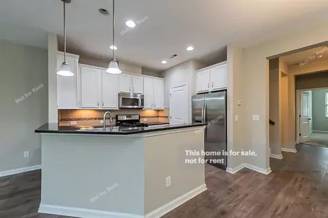 725 Sidepark St, Durham, NC 27703 photo 4