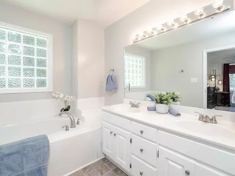 208 Aster Dr, Garner, NC 27529 photo 16