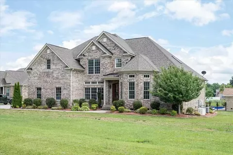 98 Apache Dr, Clayton, NC 27527 photo 1