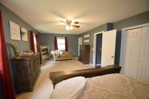 6401 Parkhaven Pl, Durham, NC 27712 photo 3