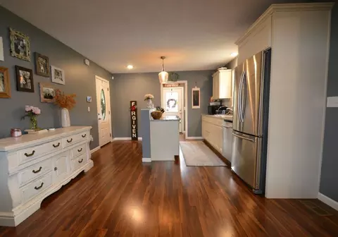 6401 Parkhaven Pl, Durham, NC 27712 photo 2