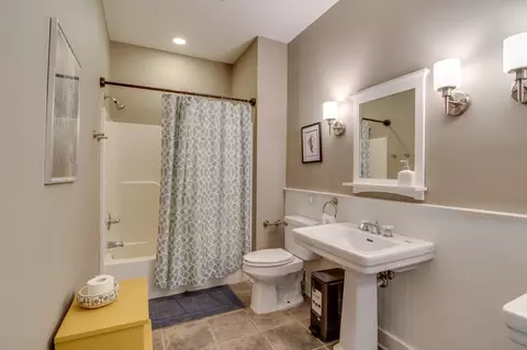 1607 Milan St, Durham, NC 27703 photo 14