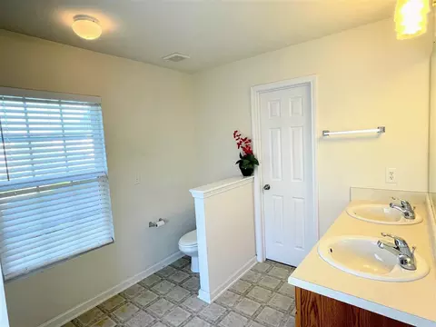 9 Genlee Ct, Durham, NC 27704 photo 5