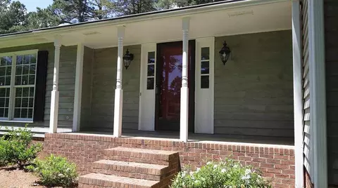 6101 Summerfield Dr, Durham, NC 27712 photo 3
