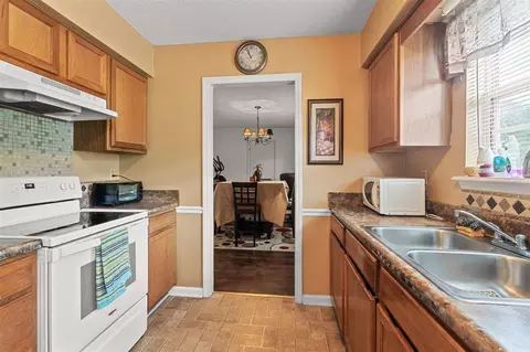 4007 Ludgate Dr, Durham, NC 27713 photo 8