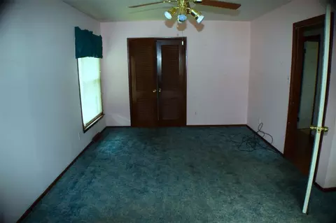 524 E Millbrook Rd, Raleigh, NC 27609 photo 9