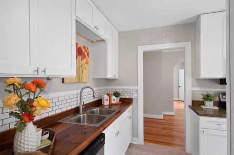 2412 State St, Durham, NC 27704 photo 3