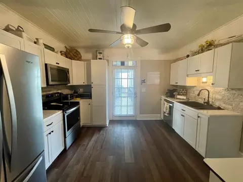 506 W Parrish Dr, Benson, NC 27504 photo 9