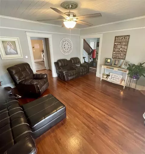 506 W Parrish Dr, Benson, NC 27504 photo 13