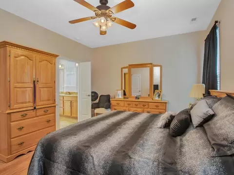 1212 Chronicle Dr, Durham, NC 27703 photo 17