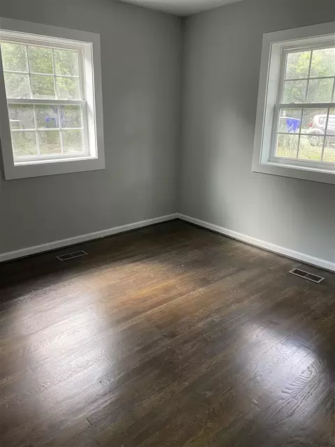 104 Eugene St, Carrboro, NC 27510 photo 2