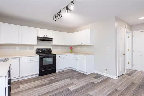 105 Bermuda Green Dr, Durham, NC 27703 photo 9