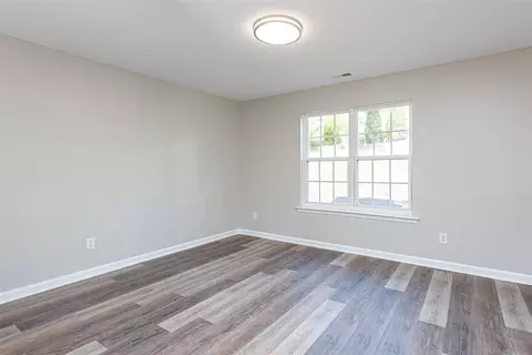 105 Bermuda Green Dr, Durham, NC 27703 photo 5