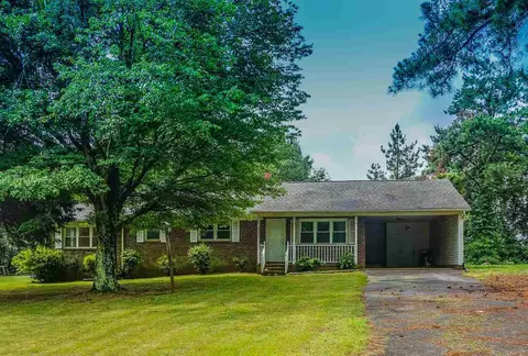 17 Delta Dr, Roxboro, NC 27573 photo 1