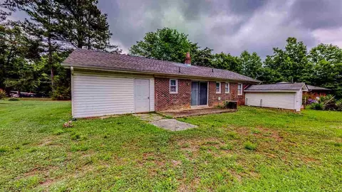 17 Delta Dr, Roxboro, NC 27573 photo 9