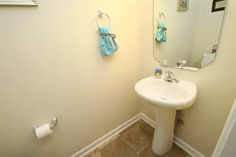 11 E Waycliff Rd, Henderson, NC 27537 photo 20