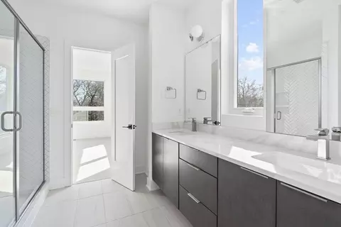 603 N Queen St, Durham, NC 27701 photo 24