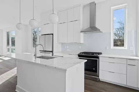 603 N Queen St, Durham, NC 27701 photo 5