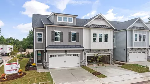 2111 Mullingar St, Cary, NC 27518 photo 2