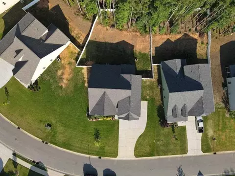 697 Airedale Trl, Garner, NC 27529 photo 4