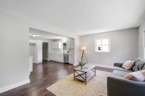 903 S Plum St, Durham, NC 27703 photo 4