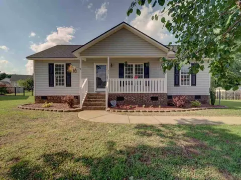 21 Atlantic Ave, Benson, NC 27504 photo 1