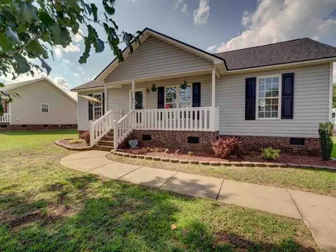 21 Atlantic Ave, Benson, NC 27504 photo 4
