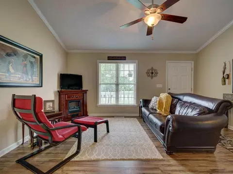 21 Atlantic Ave, Benson, NC 27504 photo 9