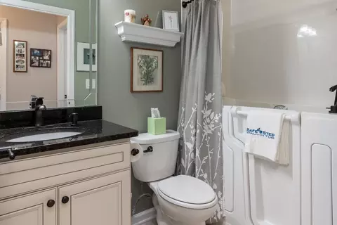 505 Tuttle Rd, Durham, NC 27703 photo 22