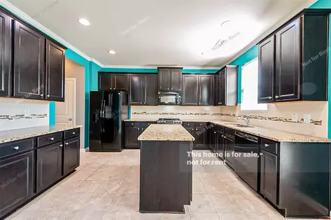 3 Lantern View Ln, Durham, NC 27703 photo 2