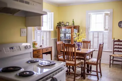 309 E F St, Erwin, NC 28339 photo 8