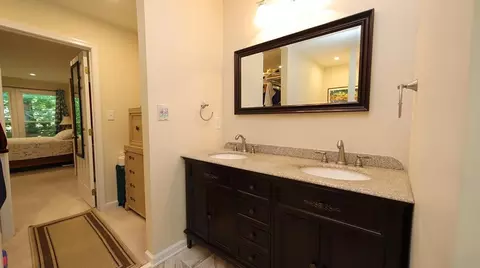 2 Sandstone Ridge Ct, Durham, NC 27713 photo 9