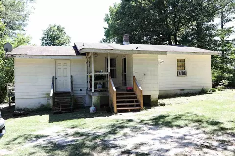 130 Godwin Rd, Benson, NC 27504 photo 2