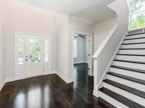 8 Shelly Pl, Durham, NC 27707 photo 4