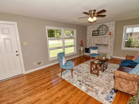 1013 Phillip St, Garner, NC 27529 photo 3