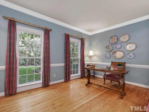 102 Lochview Dr, Cary, NC 27518 photo 3
