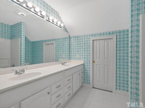 102 Lochview Dr, Cary, NC 27518 photo 22