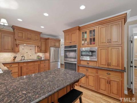 102 Lochview Dr, Cary, NC 27518 photo 6
