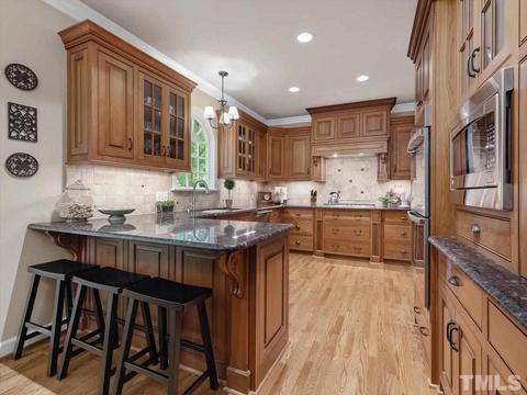 102 Lochview Dr, Cary, NC 27518 photo 7