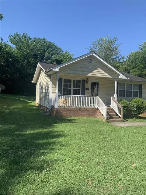 536 E Nelson Ave, Wake Forest, NC 27587 photo 1