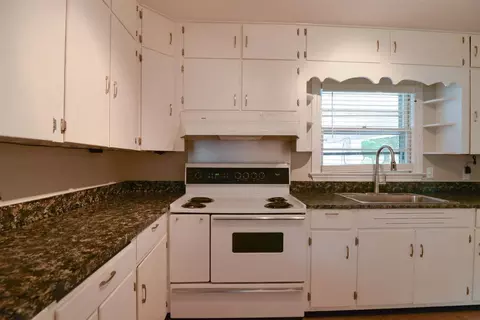903 S 2nd St, Smithfield, NC 27577 photo 12
