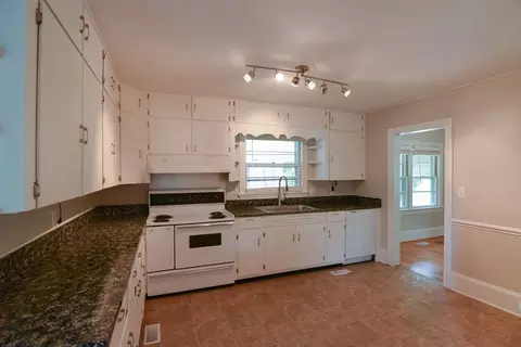 903 S 2nd St, Smithfield, NC 27577 photo 10