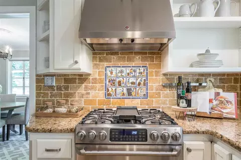 908 Demerius St, Durham, NC 27701 photo 13